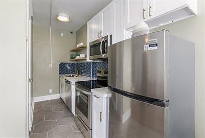 3rd image of 838 Lowerline St #11104470