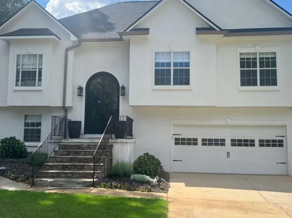 136 Huntcliff Trl, Ellenwood, GA 30294