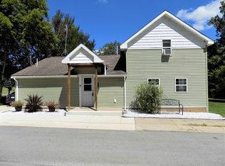 212 W Spring St, Middlebury, IN 46540