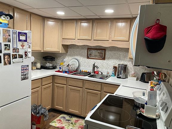 4th image of 2800 Maple Ave APT 30A