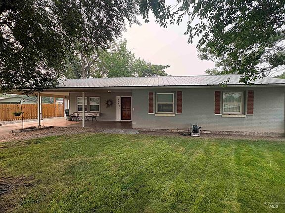 3rd image of 919 NW 2nd Ave