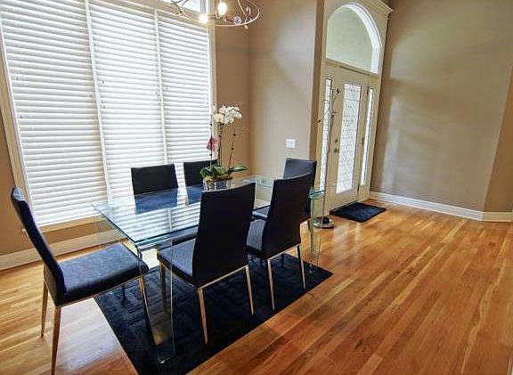 3rd image of 5601 NE Coral Dr