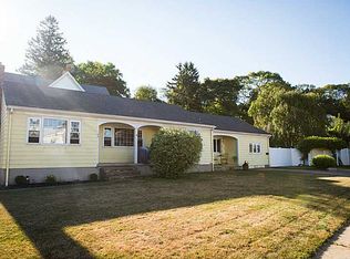 49 Spruce St, Westerly, RI 02891