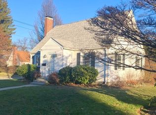 46 Leeds St, Worcester, MA 01606