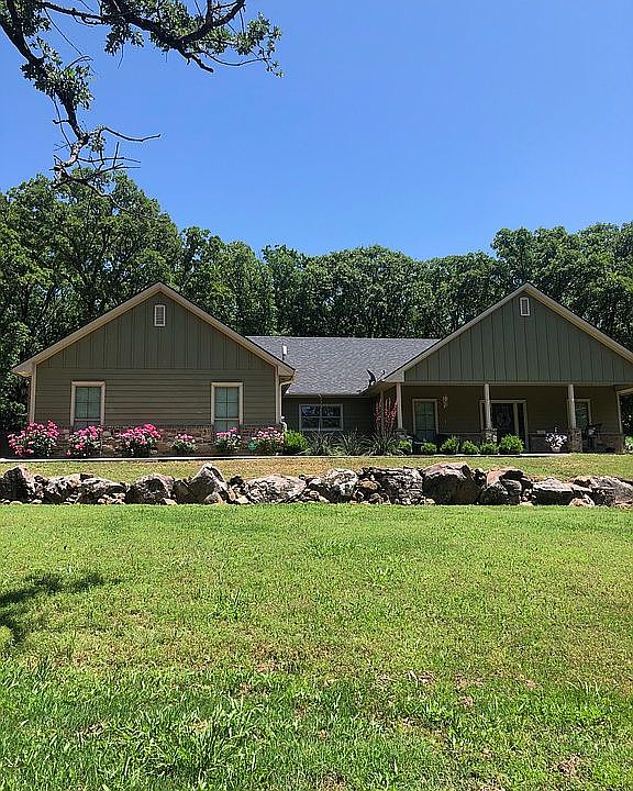 1st image of 288 Bridlewood Dr