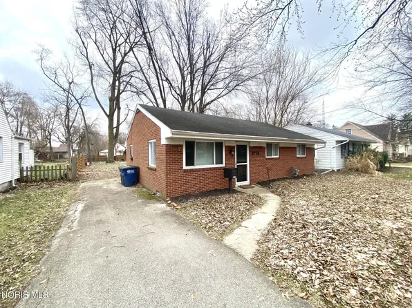 5758 Harvest Ln, Toledo, OH 43623