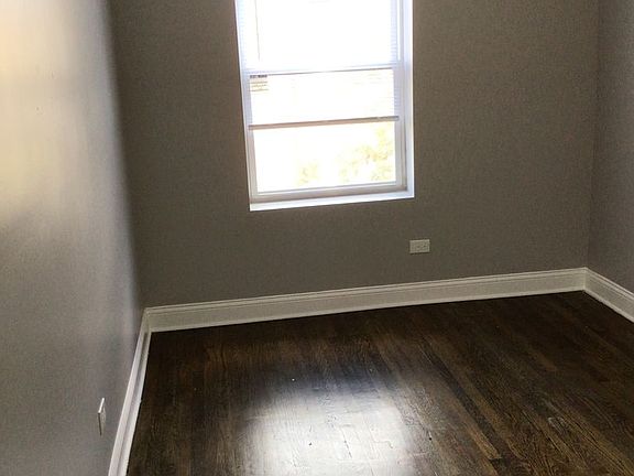 4th image of 1215 W 81st St #1219-2