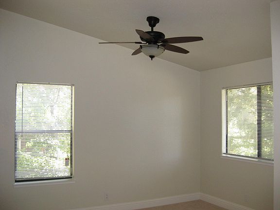 3rd image of 3841 Panda Dr