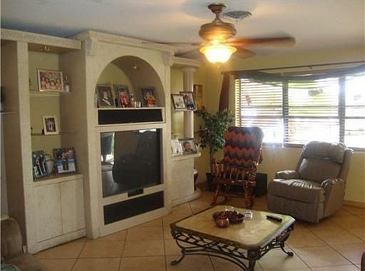 2nd image of 5257 SW 93rd Ave