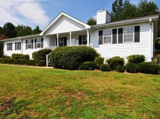 2227 Papp Dr, Gainesville, GA 30506