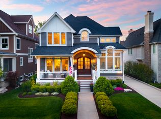 529 W Benton Ave, Naperville, IL 60540