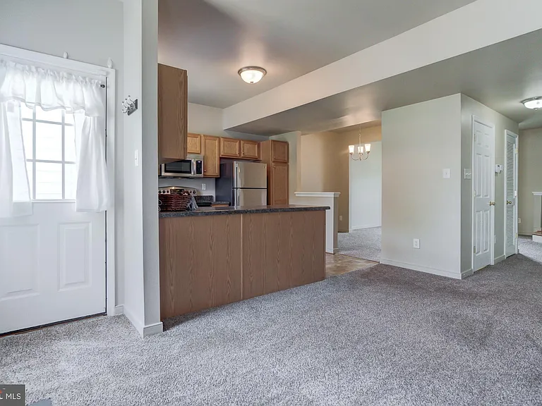 6716 N Grand Brook Cir — Photo 5