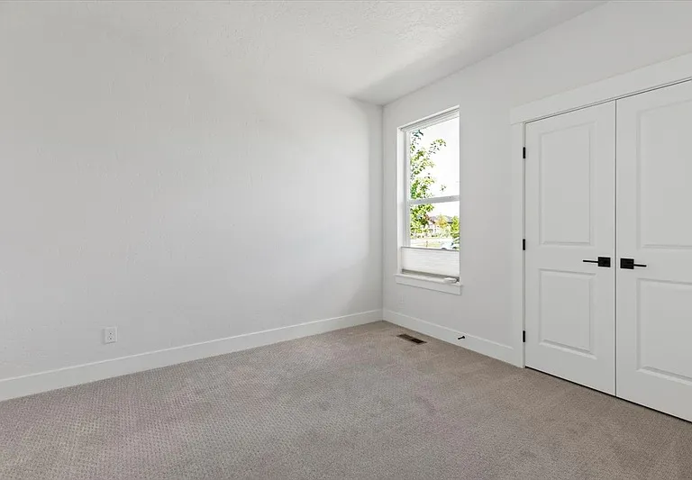 8283 W Shams Ln — Photo 26