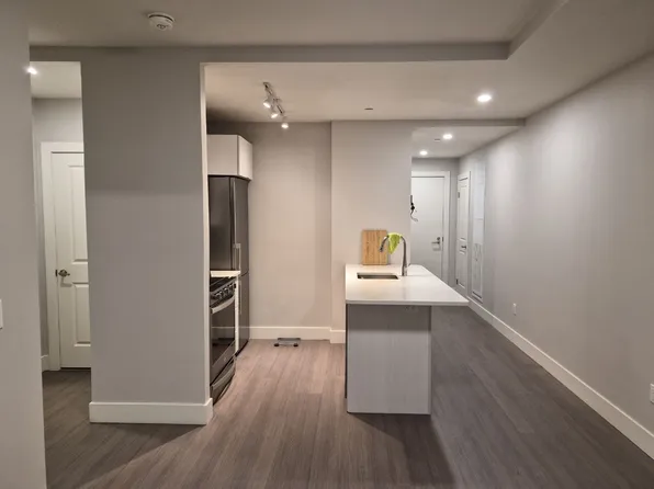 3610 Dixie Rd, Mississauga, ON
