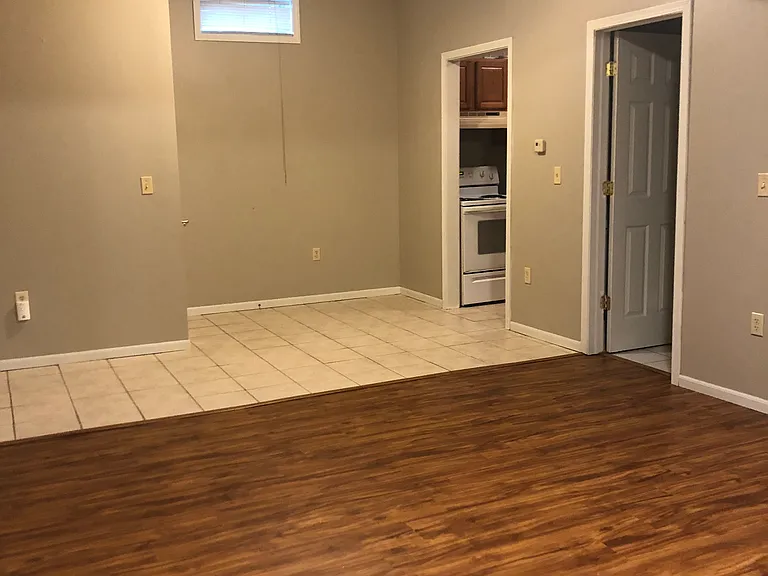 204 E 4th St #210 — Photo 12
