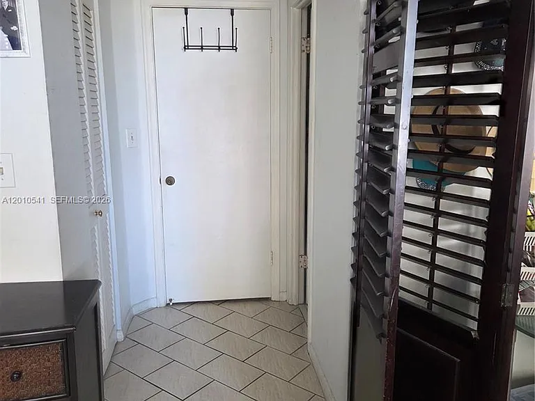 1817 S Ocean Dr #325 — Photo 19