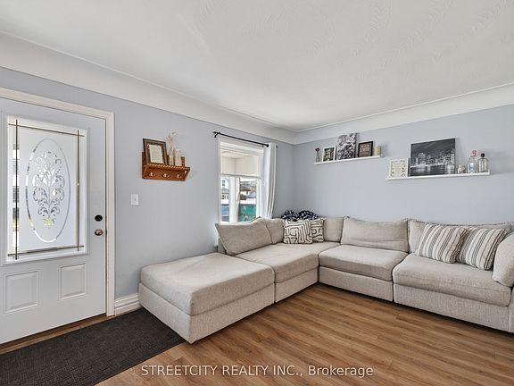 5th image of 12 Pearl St