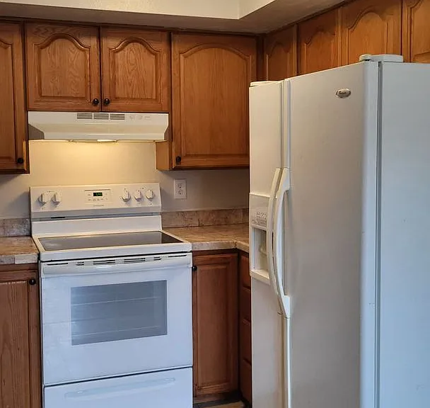newly updated 2 bed 1 bath apartment in North Auburn $1775 — Photo 16
