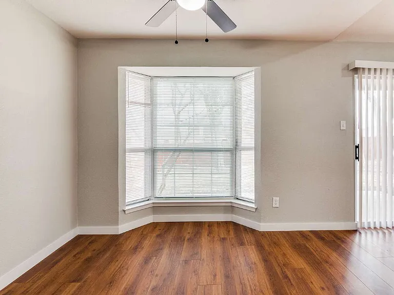 614 Brian Dr — Photo 12