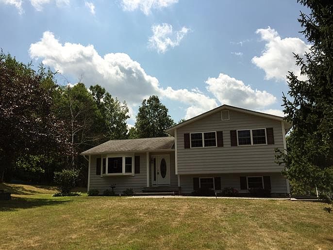1st image of 13 Vance Ln
