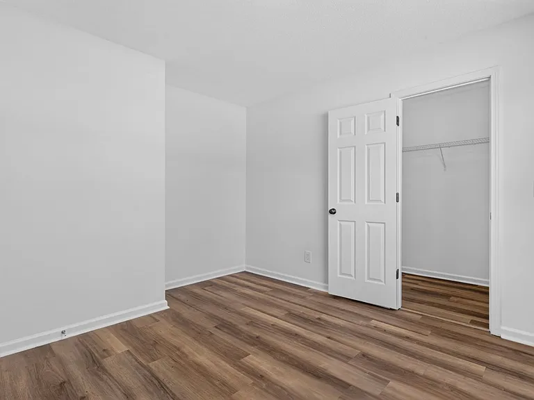 20 Kimpton Dr — Photo 6