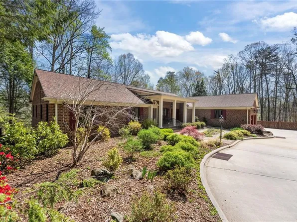 2578 Keck Dr, Burlington, NC 27215