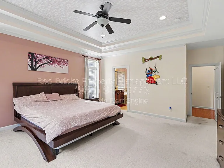 10644 Euclid Ave NW — Photo 18