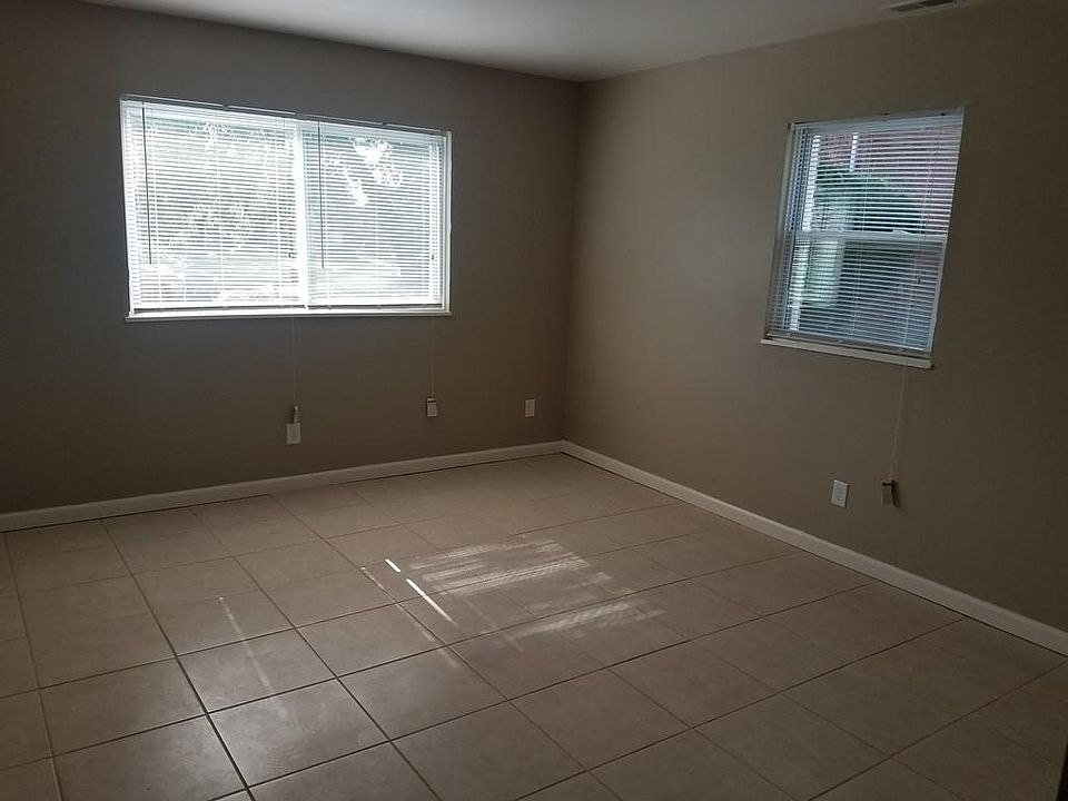 1st image of 3552 Dorham Pl