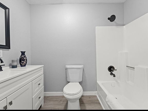 3rd image of 37066 98th St E