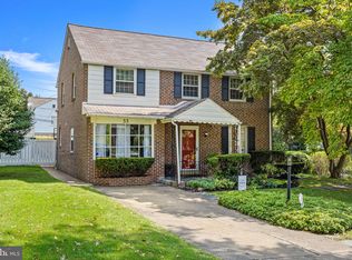 33 Dewey Rd, Cheltenham, PA 19012