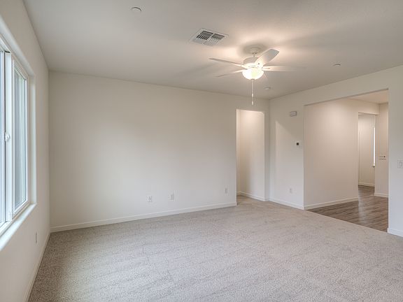5th image of 1465 Bob Hayes Dr