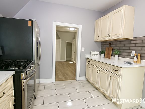5th image of 7527 S Stewart Ave #2