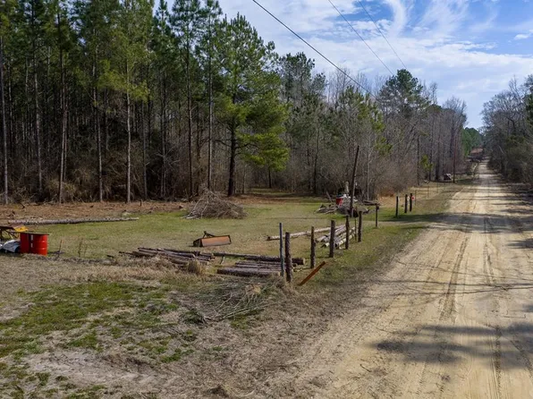 644 Case Rd, Slocomb, AL 36375