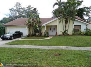 7390 NW 48th Pl, Lauderhill, FL 33319