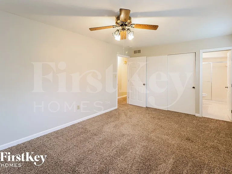 7169 Woodland Cir — Photo 9