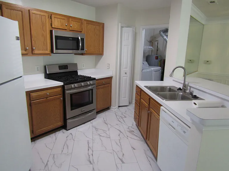 12451 Hayes Ct #103 — Photo 4