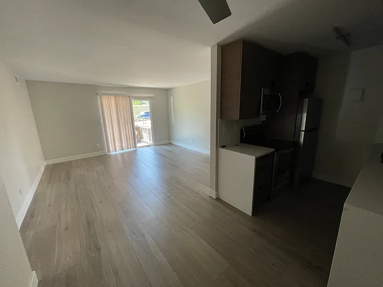 3250 Oneal Cir #G12 — Photo 5