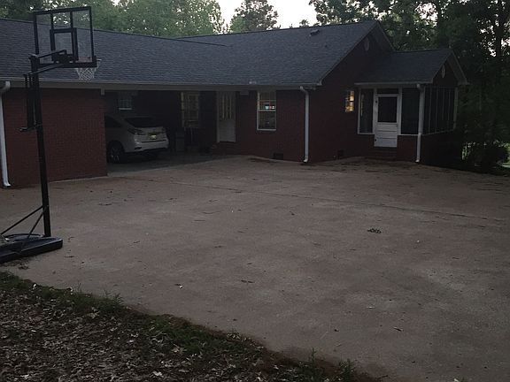 4th image of 99 Wildwood Dr