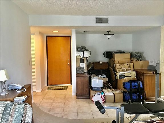 5th image of 2581 Countryside Blvd #2109