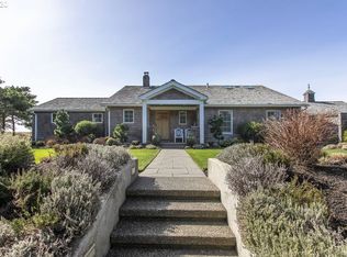 89720 Ocean Dr, Warrenton, OR 97146