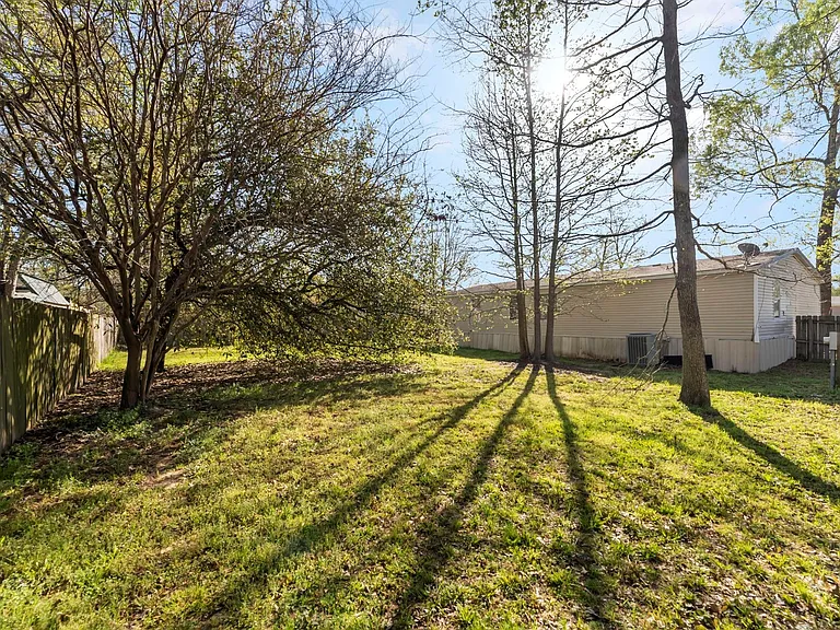 150 Pegasus Ct — Photo 47