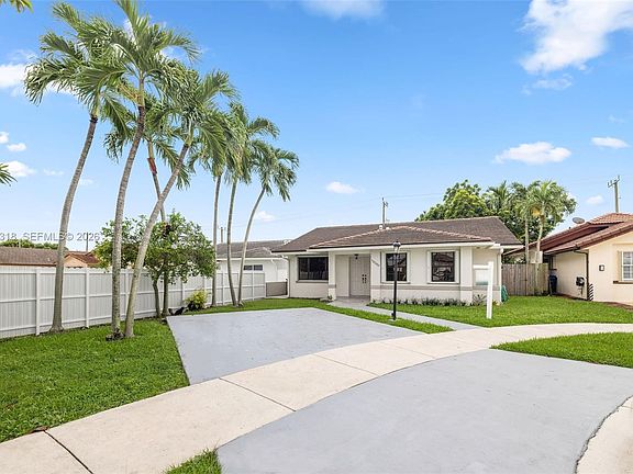 2nd image of 13280 SW 40th Ter