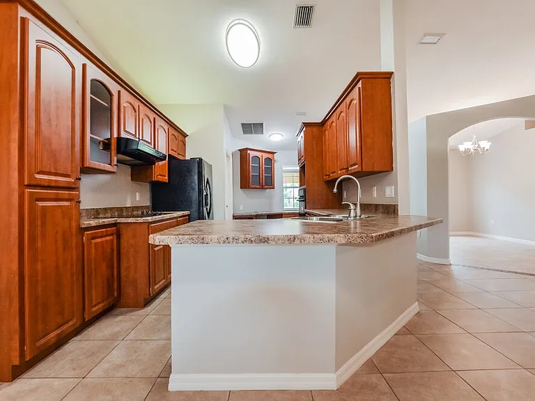 11546 Lake Dr — Photo 7