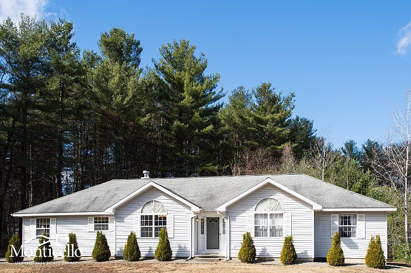 1st image of 9 Pineview Dr