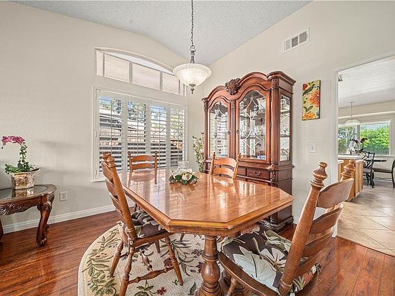 5th image of 681 Desert Willow St