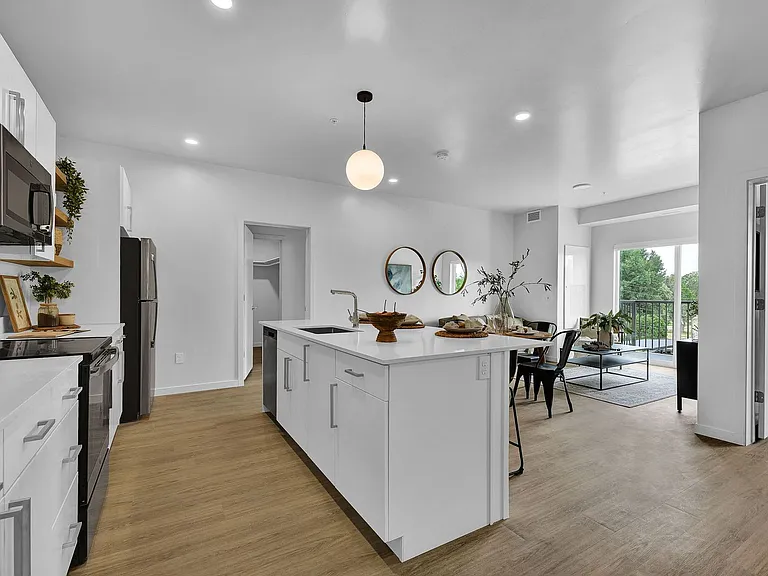 The Betty Apartments — Photo 21