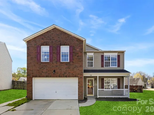 9610 Duxford Ln, Charlotte, NC 28269