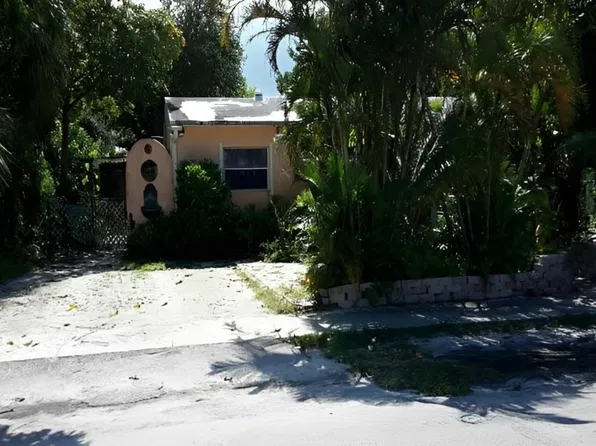 3740 SW 43rd Ave, West Park, FL 33023