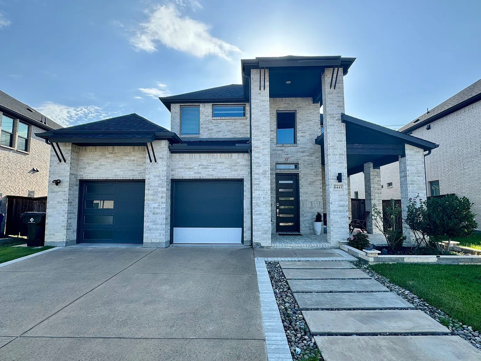 4 bed, 2847 sqft, $3,700 — Photo 1