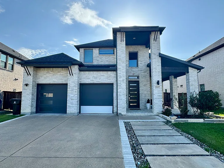 6443 Culverdale Ln — Photo 1